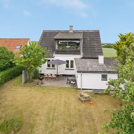 Truels - 2km From The Sea By Interhome *